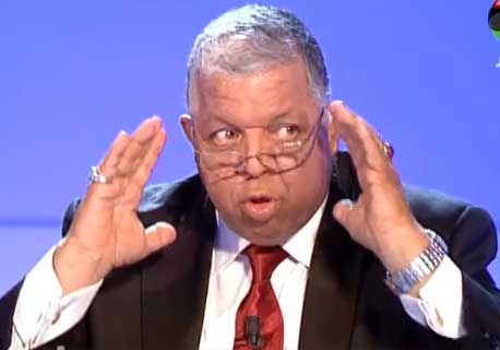 التلفزة الوطنية : برنامج جديد لسفيان بن فرحات بعنوان " يأتيك بالأخبار "